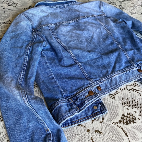 GAP 1969 Women Icon Denim Jacket - Picture 6 of 7